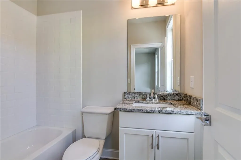 4206 Deming Circle, Atlanta, Georgia 30342, 3 Bedrooms Bedrooms, ,3 BathroomsBathrooms,Residential,Sold,4206 Deming Circle,5714872