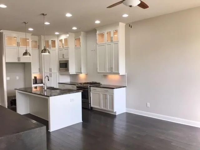 4206 Deming Circle, Atlanta, Georgia 30342, 3 Bedrooms Bedrooms, ,3 BathroomsBathrooms,Residential,Sold,4206 Deming Circle,5714872