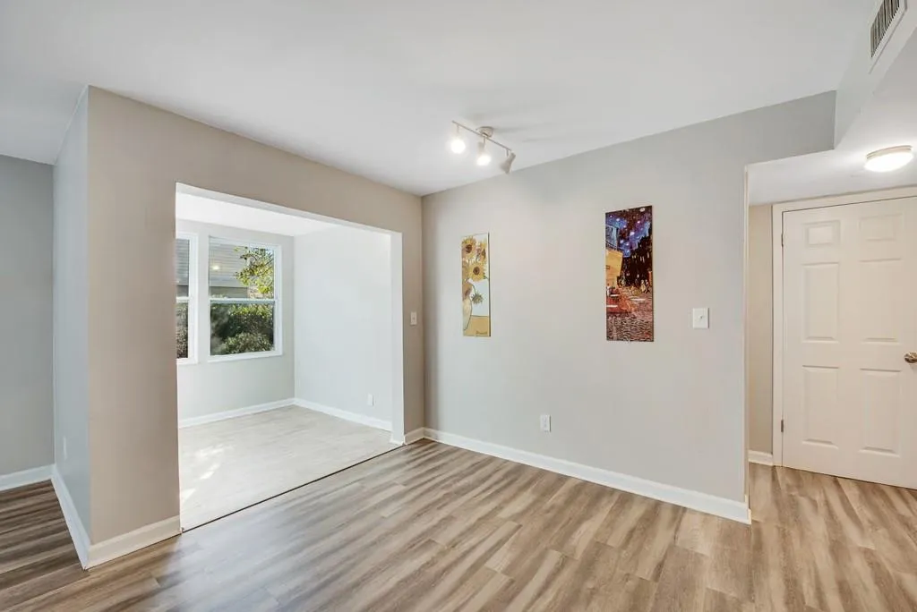 8001 Wingate Way Unit 8001, Sandy Springs, Georgia 30350, 1 Bedroom Bedrooms, ,1 BathroomBathrooms,Residential,Sold,8001 Wingate Way Unit 8001,6811327