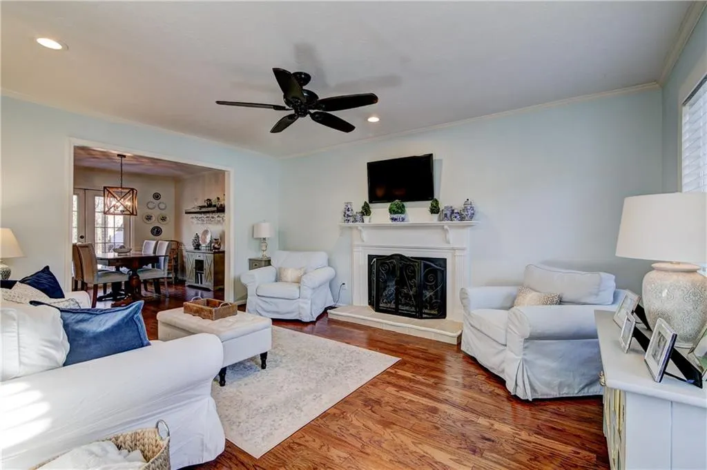 12 Iron Bound Place Nw, Atlanta, Georgia 30318, 2 Bedrooms Bedrooms, ,2 BathroomsBathrooms,Residential,Sold,12 Iron Bound Place Nw,6117534