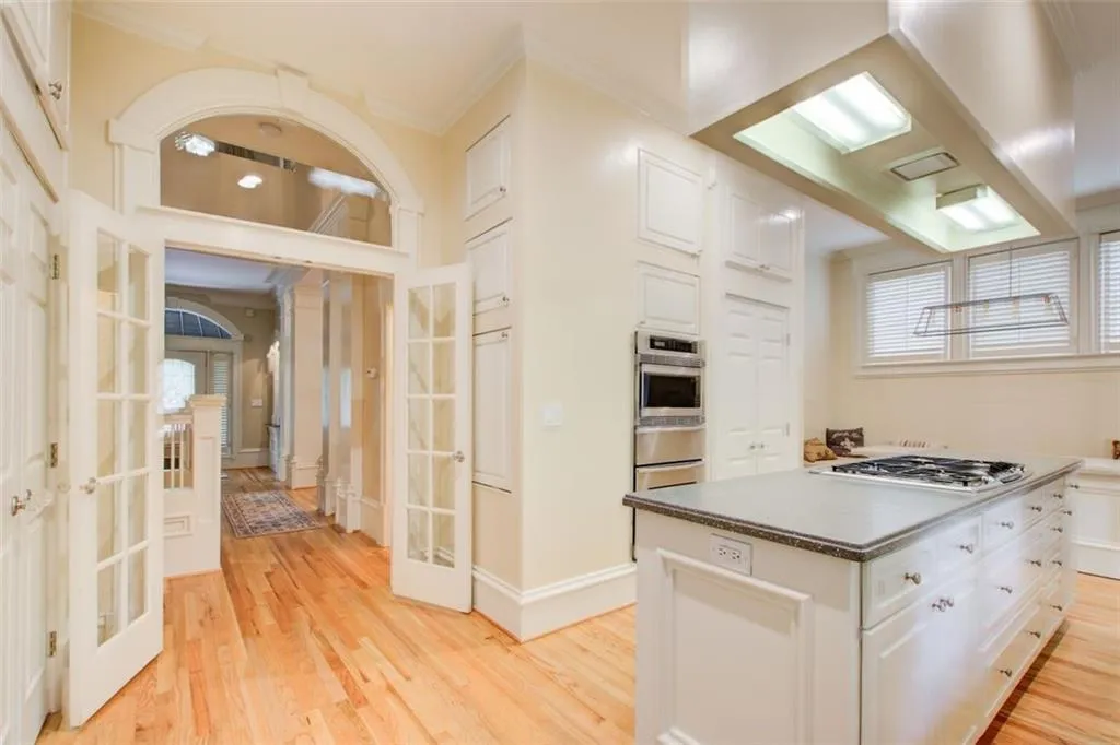 42 Greenland Trace, Atlanta, Georgia 30342, 3 Bedrooms Bedrooms, ,3 BathroomsBathrooms,Residential,Sold,42 Greenland Trace,7583150