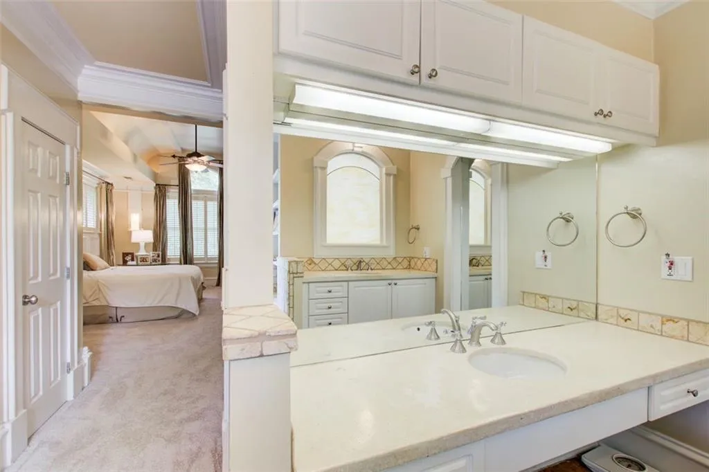 42 Greenland Trace, Atlanta, Georgia 30342, 3 Bedrooms Bedrooms, ,3 BathroomsBathrooms,Residential,Sold,42 Greenland Trace,7583150