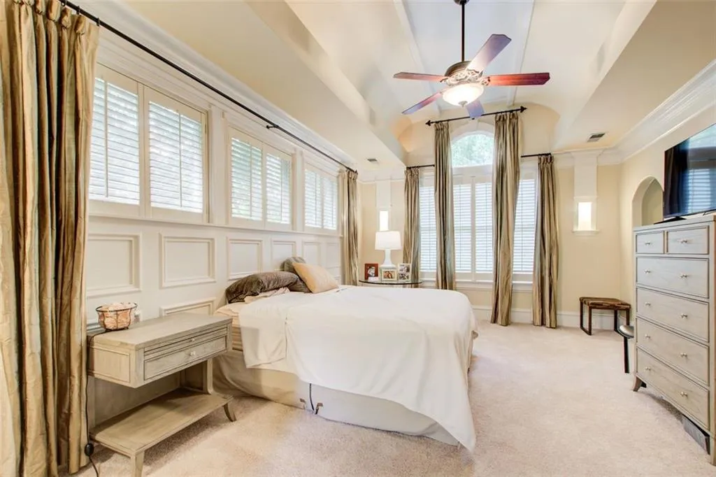 42 Greenland Trace, Atlanta, Georgia 30342, 3 Bedrooms Bedrooms, ,3 BathroomsBathrooms,Residential,Sold,42 Greenland Trace,7583150