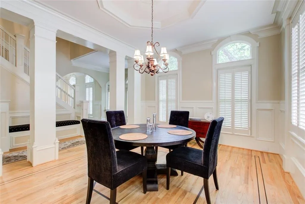 42 Greenland Trace, Atlanta, Georgia 30342, 3 Bedrooms Bedrooms, ,3 BathroomsBathrooms,Residential,Sold,42 Greenland Trace,7583150