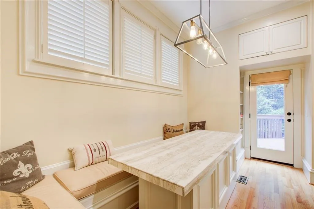 42 Greenland Trace, Atlanta, Georgia 30342, 3 Bedrooms Bedrooms, ,3 BathroomsBathrooms,Residential,Sold,42 Greenland Trace,7583150