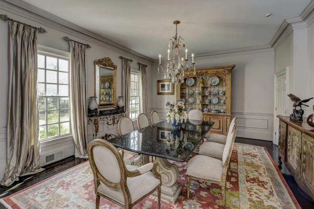 12 Powers Chase Circle, Sandy Springs, Georgia 30327, 8 Bedrooms Bedrooms, ,8 BathroomsBathrooms,Residential,Sold,12 Powers Chase Circle,5955735