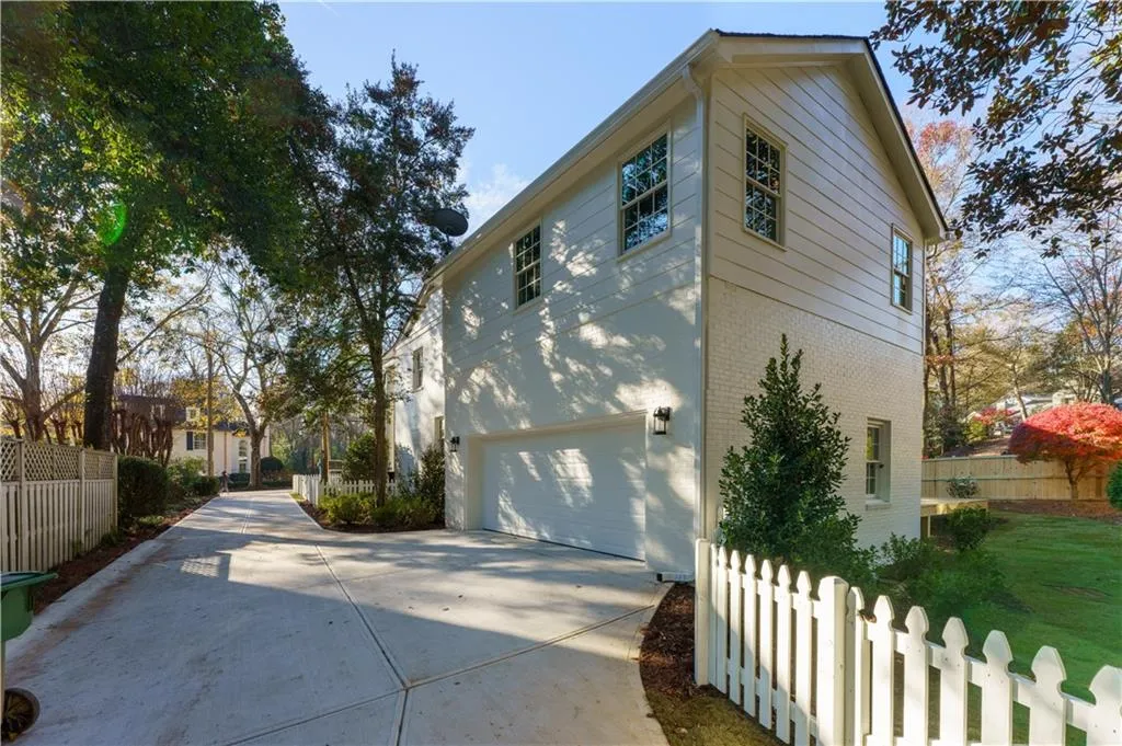272 Camden Road Ne, Atlanta, Georgia 30309, 4 Bedrooms Bedrooms, 0 ,4 BathroomsBathrooms,Residential,For Sale,272 Camden Road Ne,7853819