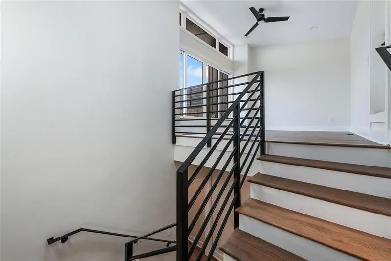 1641 Overlook Way Nw Unit 7, Atlanta, Georgia 30318, 3 Bedrooms Bedrooms, ,2 BathroomsBathrooms,Residential,For Sale,1641 Overlook Way Nw Unit 7,7606867