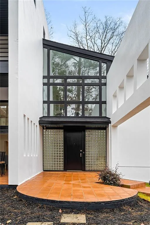 5280 N Powers Ferry Road, Atlanta, Georgia 30327, 4 Bedrooms Bedrooms, ,4 BathroomsBathrooms,Residential,Sold,5280 N Powers Ferry Road,6991280