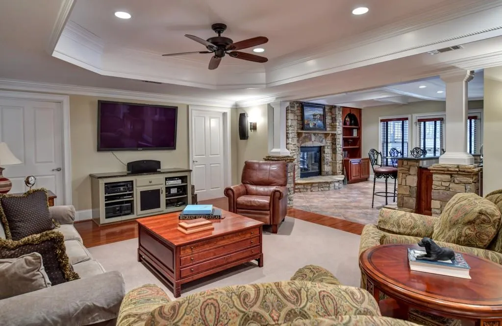 4969 Northland Drive, Atlanta, Georgia 30342, 6 Bedrooms Bedrooms, ,4 BathroomsBathrooms,Residential,Sold,4969 Northland Drive,6518455