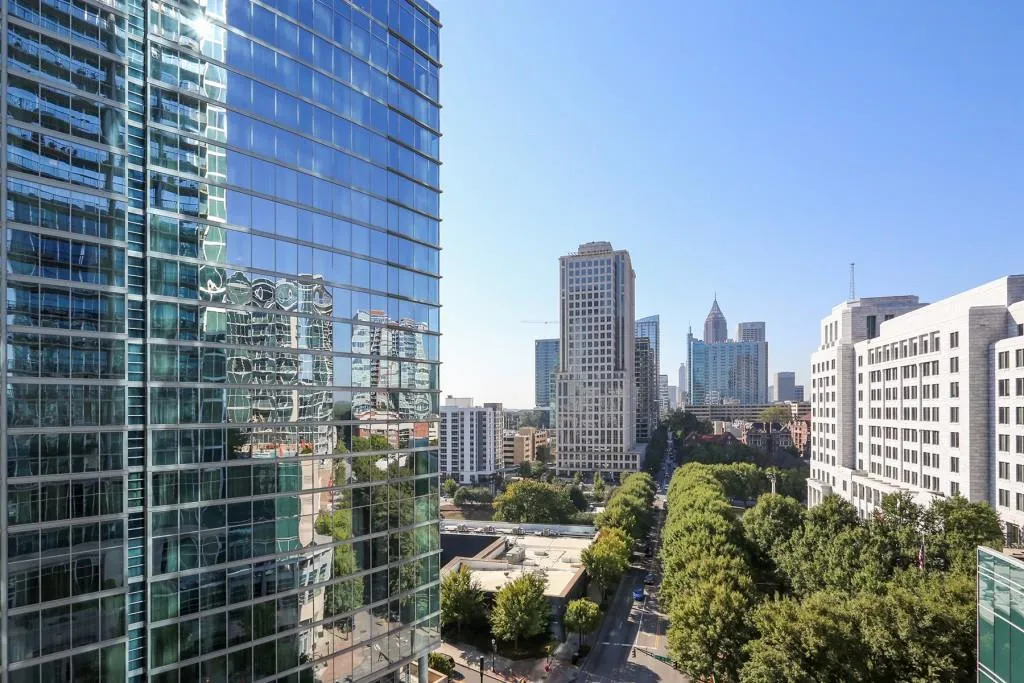 1080 Peachtree Street Unit 1009, Atlanta, Georgia 30309, 2 Bedrooms Bedrooms, ,2 BathroomsBathrooms,Residential,Sold,1080 Peachtree Street Unit 1009,6535544