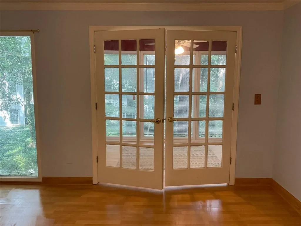 702 Vicksburg Place, Sandy Springs, Georgia 30350, 3 Bedrooms Bedrooms, ,2 BathroomsBathrooms,Residential,Sold,702 Vicksburg Place,6925528