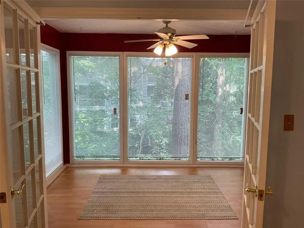 702 Vicksburg Place, Sandy Springs, Georgia 30350, 3 Bedrooms Bedrooms, ,2 BathroomsBathrooms,Residential,Sold,702 Vicksburg Place,6925528