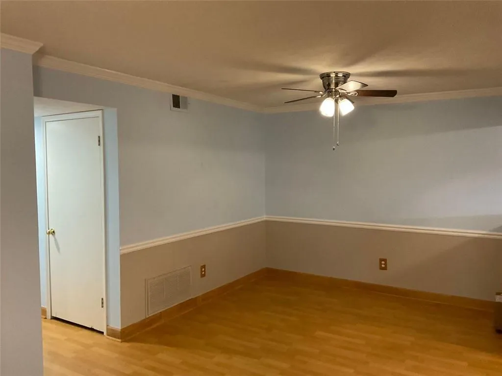 702 Vicksburg Place, Sandy Springs, Georgia 30350, 3 Bedrooms Bedrooms, ,2 BathroomsBathrooms,Residential,Sold,702 Vicksburg Place,6925528