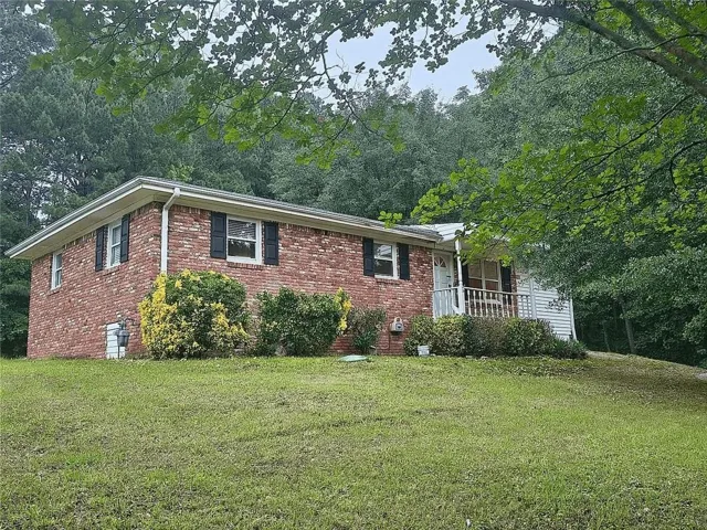 6271 Mountain Court Se, Mableton, Georgia 30126