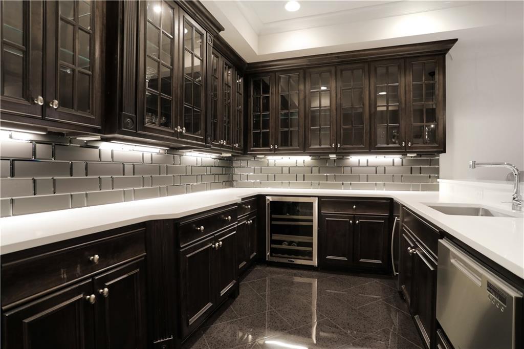 550 Trimble Lake Court, Sandy Springs, Georgia 30342, 5 Bedrooms Bedrooms, ,5 BathroomsBathrooms,Residential,Sold,550 Trimble Lake Court,7289500