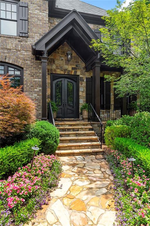 550 Trimble Lake Court, Sandy Springs, Georgia 30342, 5 Bedrooms Bedrooms, ,5 BathroomsBathrooms,Residential,Sold,550 Trimble Lake Court,7289500