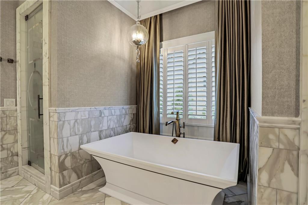 550 Trimble Lake Court, Sandy Springs, Georgia 30342, 5 Bedrooms Bedrooms, ,5 BathroomsBathrooms,Residential,Sold,550 Trimble Lake Court,7289500