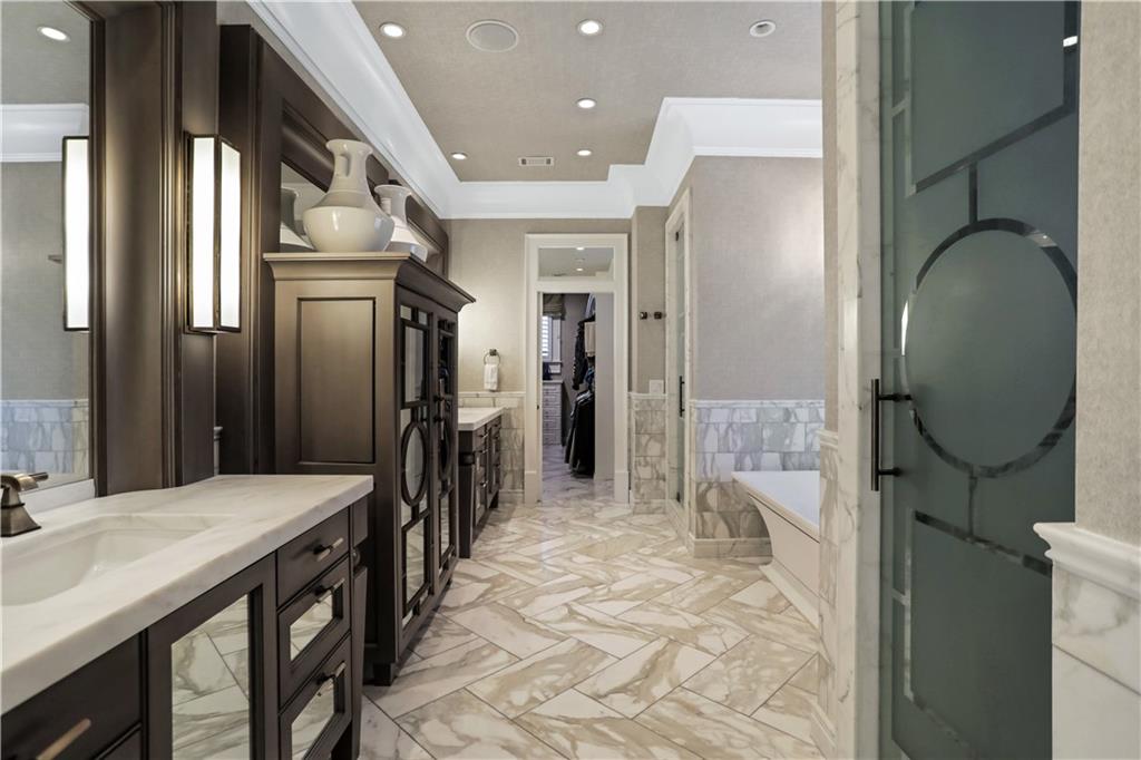 550 Trimble Lake Court, Sandy Springs, Georgia 30342, 5 Bedrooms Bedrooms, ,5 BathroomsBathrooms,Residential,Sold,550 Trimble Lake Court,7289500