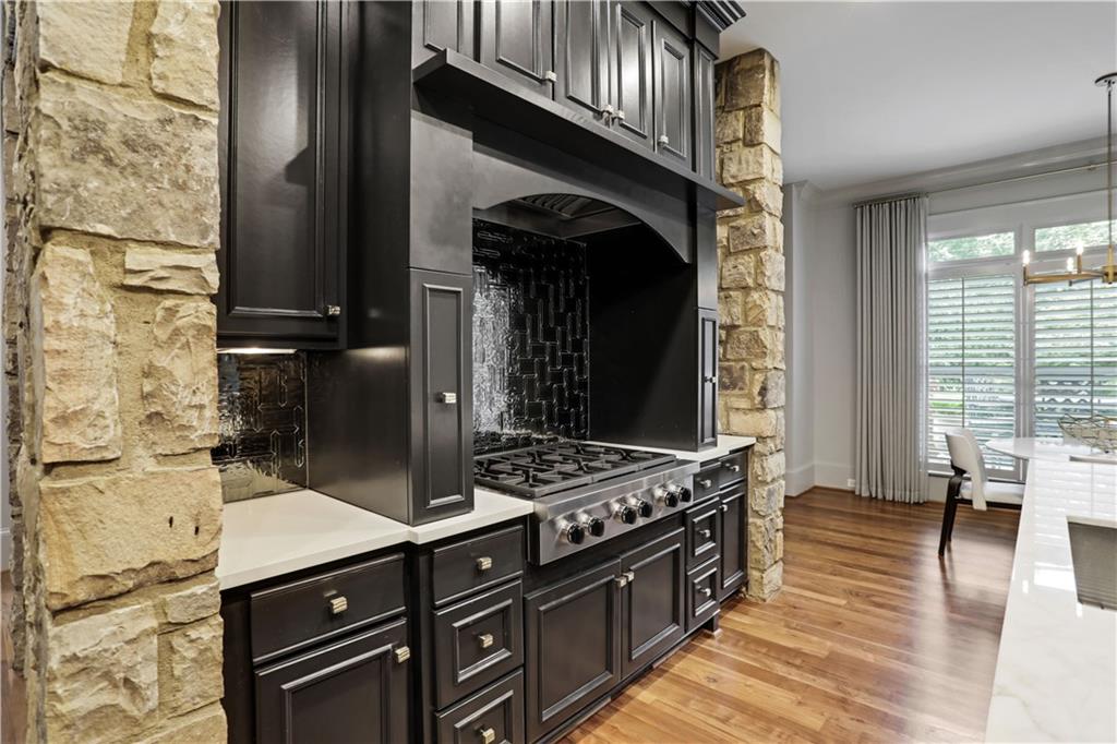 550 Trimble Lake Court, Sandy Springs, Georgia 30342, 5 Bedrooms Bedrooms, ,5 BathroomsBathrooms,Residential,Sold,550 Trimble Lake Court,7289500
