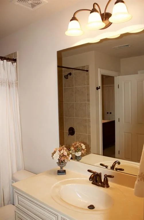 7740 Glisten Avenue Unit 293, Atlanta, Georgia 30328, 3 Bedrooms Bedrooms, ,2 BathroomsBathrooms,Residential,Sold,7740 Glisten Avenue Unit 293,5630968