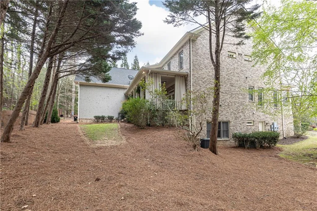 570 Glengate Cove, Atlanta, Georgia 30328, 5 Bedrooms Bedrooms, ,5 BathroomsBathrooms,Residential,Sold,570 Glengate Cove,7545180