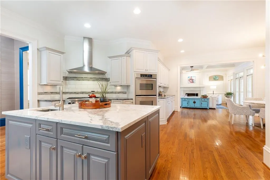 570 Glengate Cove, Atlanta, Georgia 30328, 5 Bedrooms Bedrooms, ,5 BathroomsBathrooms,Residential,Sold,570 Glengate Cove,7545180