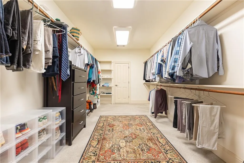 570 Glengate Cove, Atlanta, Georgia 30328, 5 Bedrooms Bedrooms, ,5 BathroomsBathrooms,Residential,Sold,570 Glengate Cove,7545180