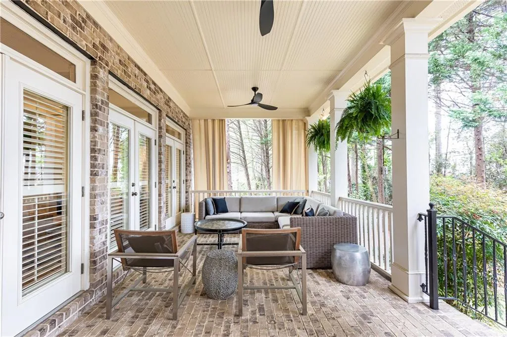 570 Glengate Cove, Atlanta, Georgia 30328, 5 Bedrooms Bedrooms, ,5 BathroomsBathrooms,Residential,Sold,570 Glengate Cove,7545180