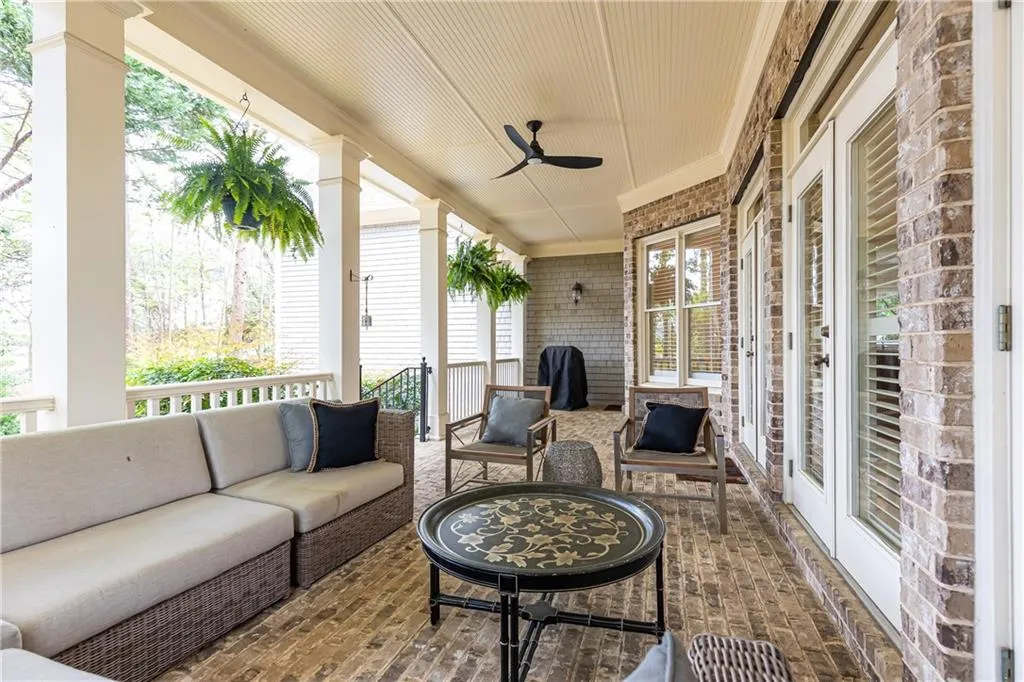 570 Glengate Cove, Atlanta, Georgia 30328, 5 Bedrooms Bedrooms, ,5 BathroomsBathrooms,Residential,Sold,570 Glengate Cove,7545180