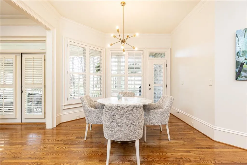 570 Glengate Cove, Atlanta, Georgia 30328, 5 Bedrooms Bedrooms, ,5 BathroomsBathrooms,Residential,Sold,570 Glengate Cove,7545180