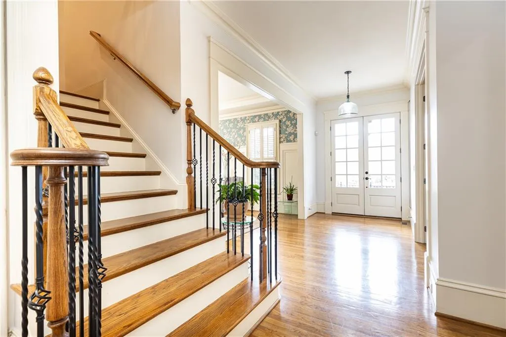 570 Glengate Cove, Atlanta, Georgia 30328, 5 Bedrooms Bedrooms, ,5 BathroomsBathrooms,Residential,Sold,570 Glengate Cove,7545180