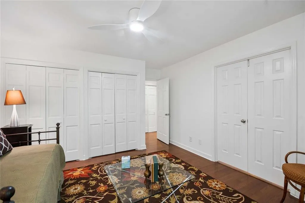 8 Willow Glen Ne, Atlanta, Georgia 30342, 3 Bedrooms Bedrooms, ,2 BathroomsBathrooms,Residential,For Sale,8 Willow Glen Ne,7763421