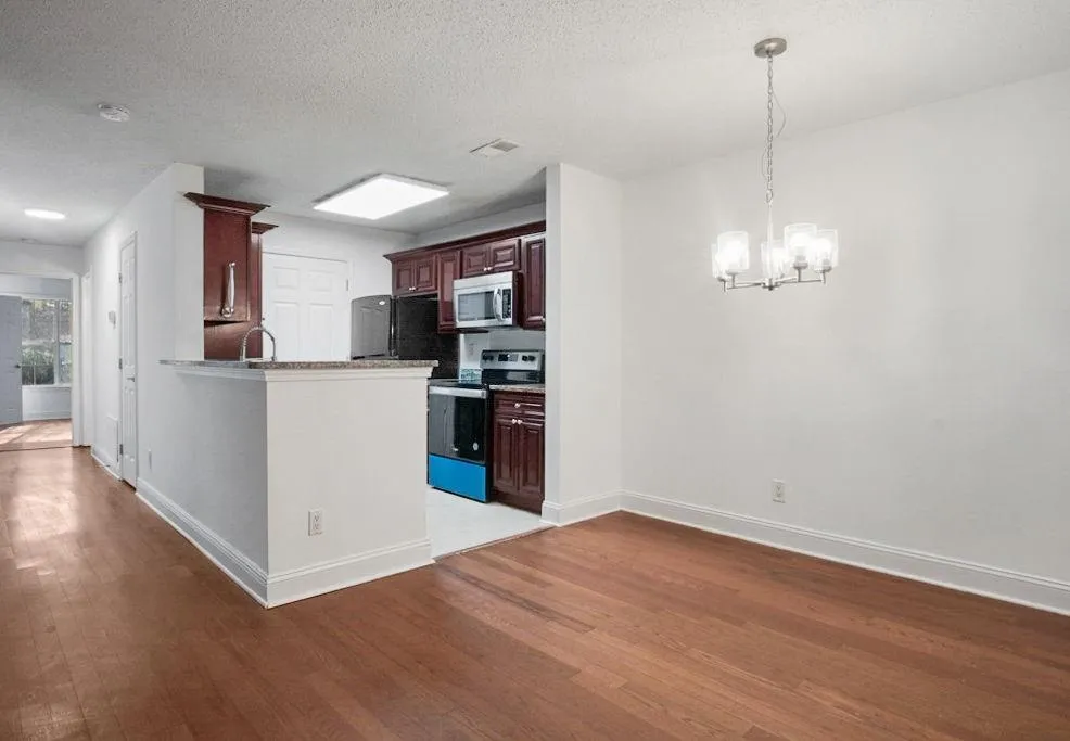 4108 Santa Fe Parkway, Sandy Springs, Georgia 30350, 3 Bedrooms Bedrooms, ,2 BathroomsBathrooms,Residential,Sold,4108 Santa Fe Parkway,7148841