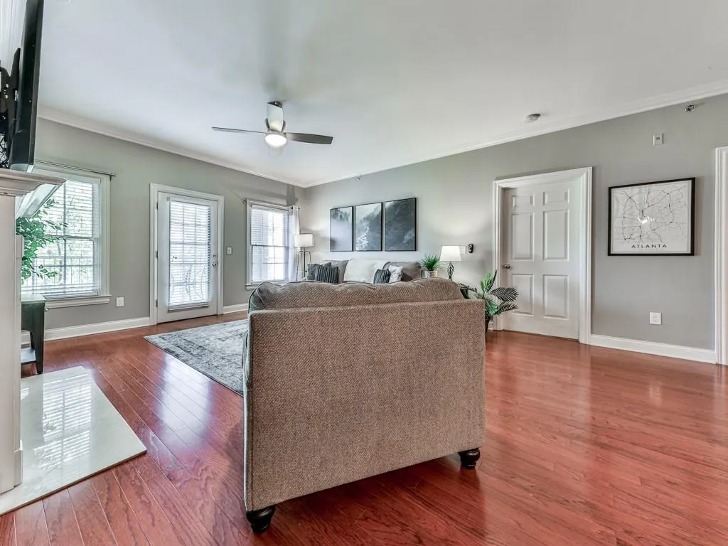 211 Colonial Homes Drive Nw Unit 2501, Atlanta, Georgia 30309, 2 Bedrooms Bedrooms, ,2 BathroomsBathrooms,Residential,For Sale,211 Colonial Homes Drive Nw Unit 2501,7649419