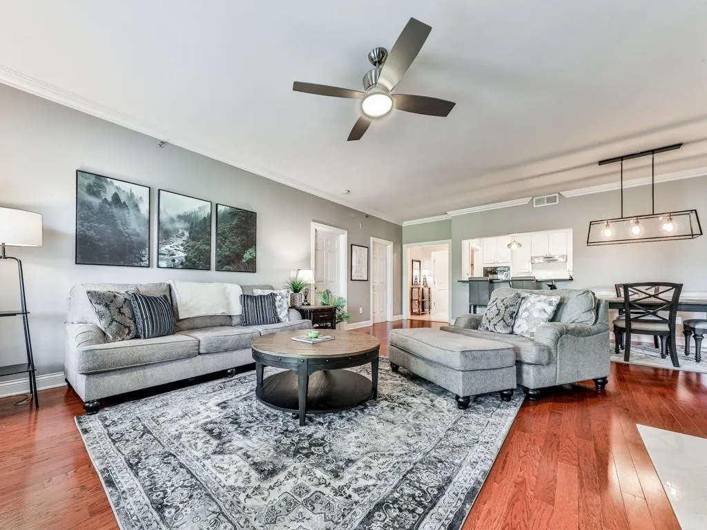 211 Colonial Homes Drive Nw Unit 2501, Atlanta, Georgia 30309, 2 Bedrooms Bedrooms, ,2 BathroomsBathrooms,Residential,For Sale,211 Colonial Homes Drive Nw Unit 2501,7649419