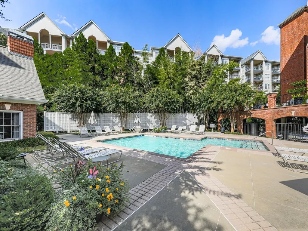 211 Colonial Homes Drive Nw Unit 2501, Atlanta, Georgia 30309, 2 Bedrooms Bedrooms, ,2 BathroomsBathrooms,Residential,For Sale,211 Colonial Homes Drive Nw Unit 2501,7649419