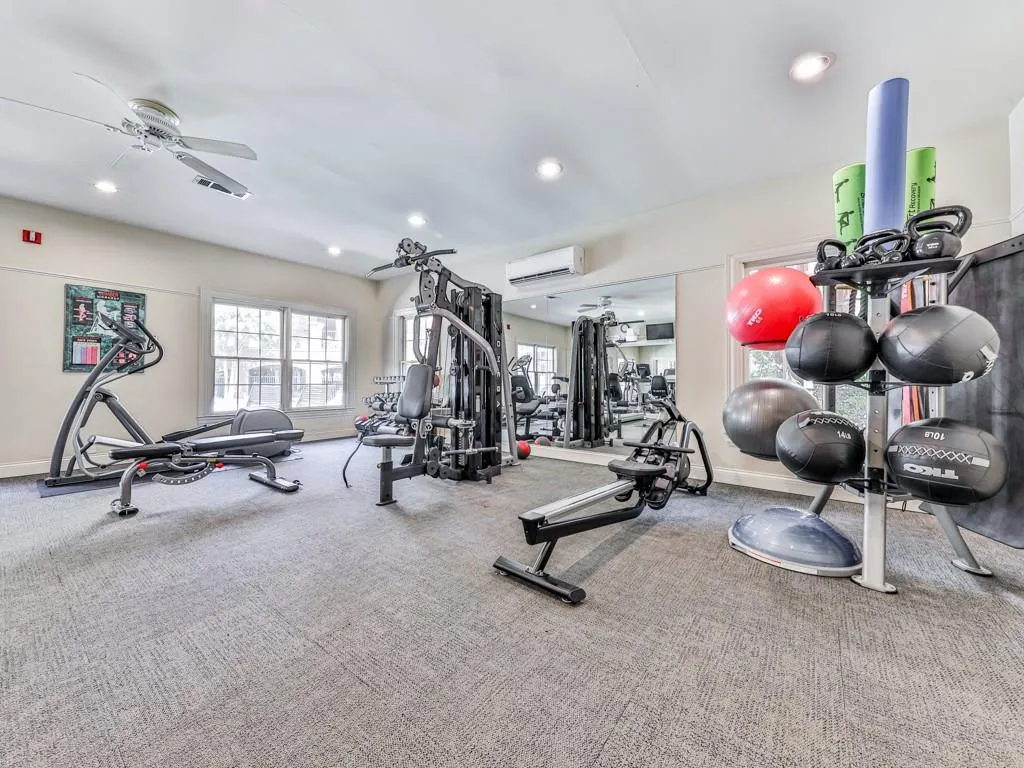 211 Colonial Homes Drive Nw Unit 2501, Atlanta, Georgia 30309, 2 Bedrooms Bedrooms, ,2 BathroomsBathrooms,Residential,For Sale,211 Colonial Homes Drive Nw Unit 2501,7649419