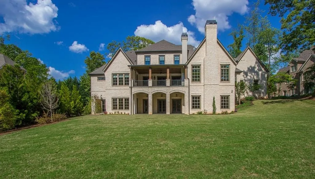 4922 Powers Ferry Road, Atlanta, Georgia 30327, 5 Bedrooms Bedrooms, ,5 BathroomsBathrooms,Residential,Sold,4922 Powers Ferry Road,5840211