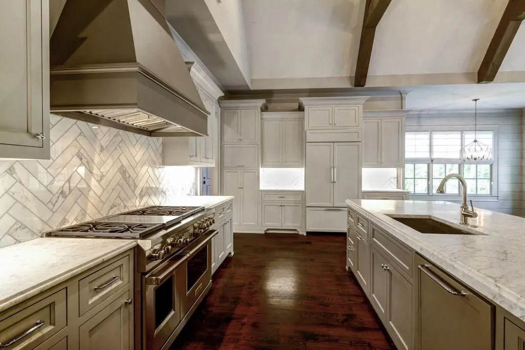 4922 Powers Ferry Road, Atlanta, Georgia 30327, 5 Bedrooms Bedrooms, ,5 BathroomsBathrooms,Residential,Sold,4922 Powers Ferry Road,5840211