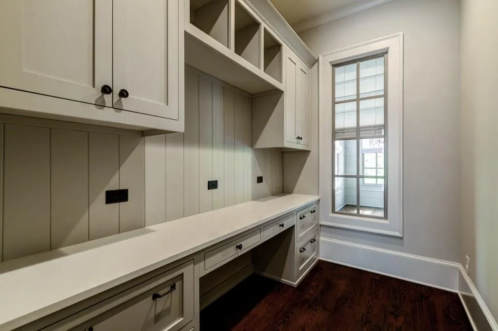 4922 Powers Ferry Road, Atlanta, Georgia 30327, 5 Bedrooms Bedrooms, ,5 BathroomsBathrooms,Residential,Sold,4922 Powers Ferry Road,5840211