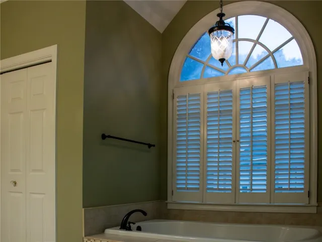 1170