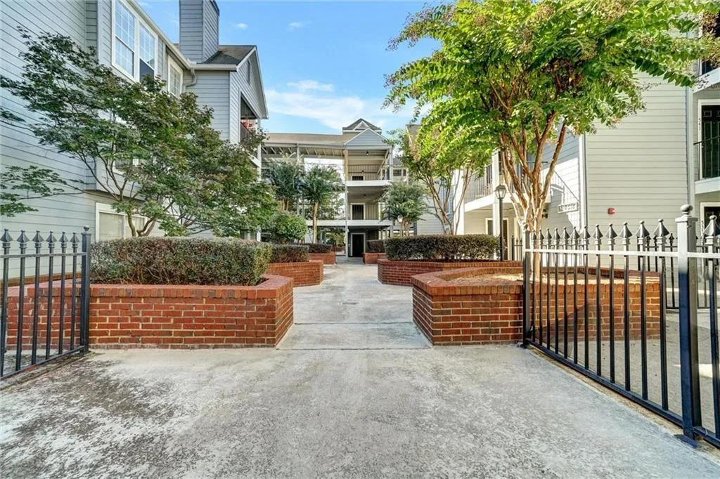 Surrounding community with a gate