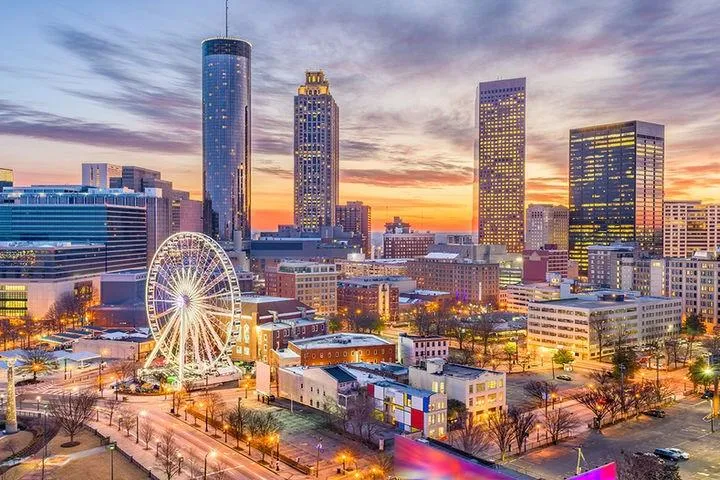 Atlanta Skyline! 15 minutes to downtown Atlanta!