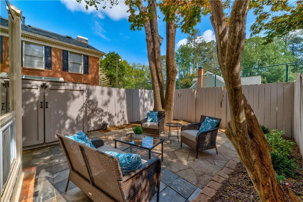 95 Mount Vernon Circle, Atlanta, Georgia 30338, 2 Bedrooms Bedrooms, ,2 BathroomsBathrooms,Residential,Sold,95 Mount Vernon Circle,6868201