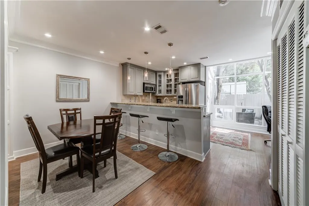 95 Mount Vernon Circle, Atlanta, Georgia 30338, 2 Bedrooms Bedrooms, ,2 BathroomsBathrooms,Residential,Sold,95 Mount Vernon Circle,6868201