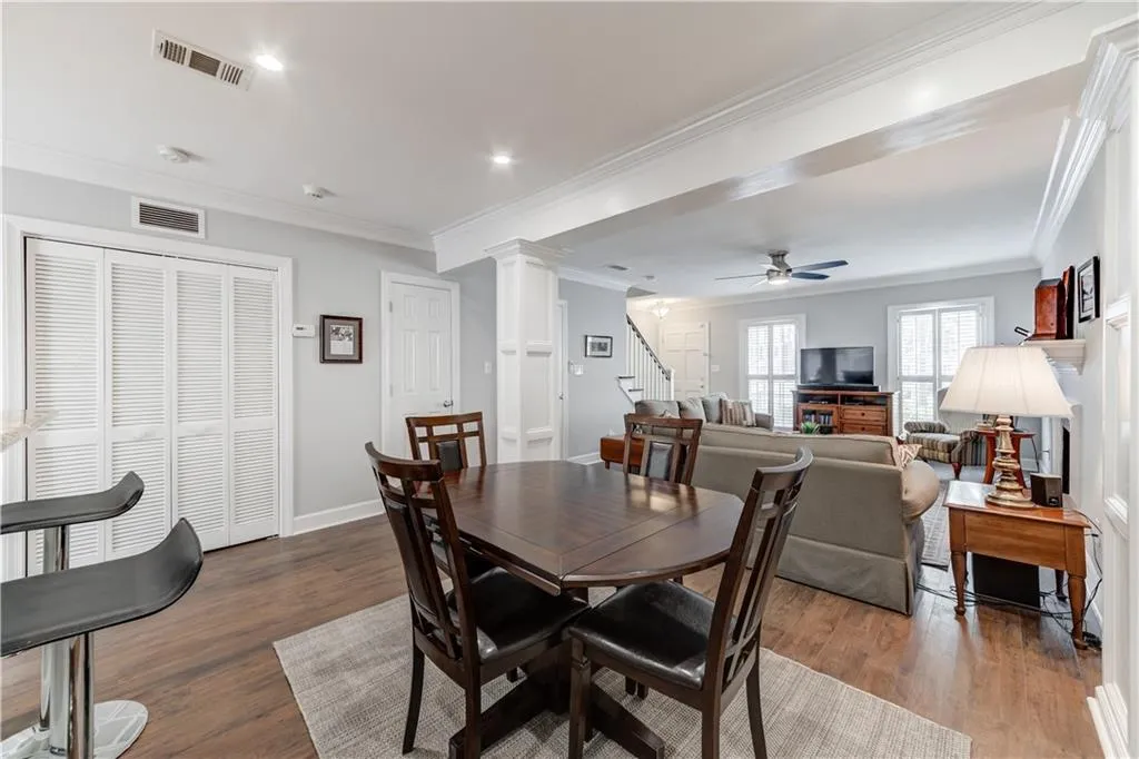 95 Mount Vernon Circle, Atlanta, Georgia 30338, 2 Bedrooms Bedrooms, ,2 BathroomsBathrooms,Residential,Sold,95 Mount Vernon Circle,6868201