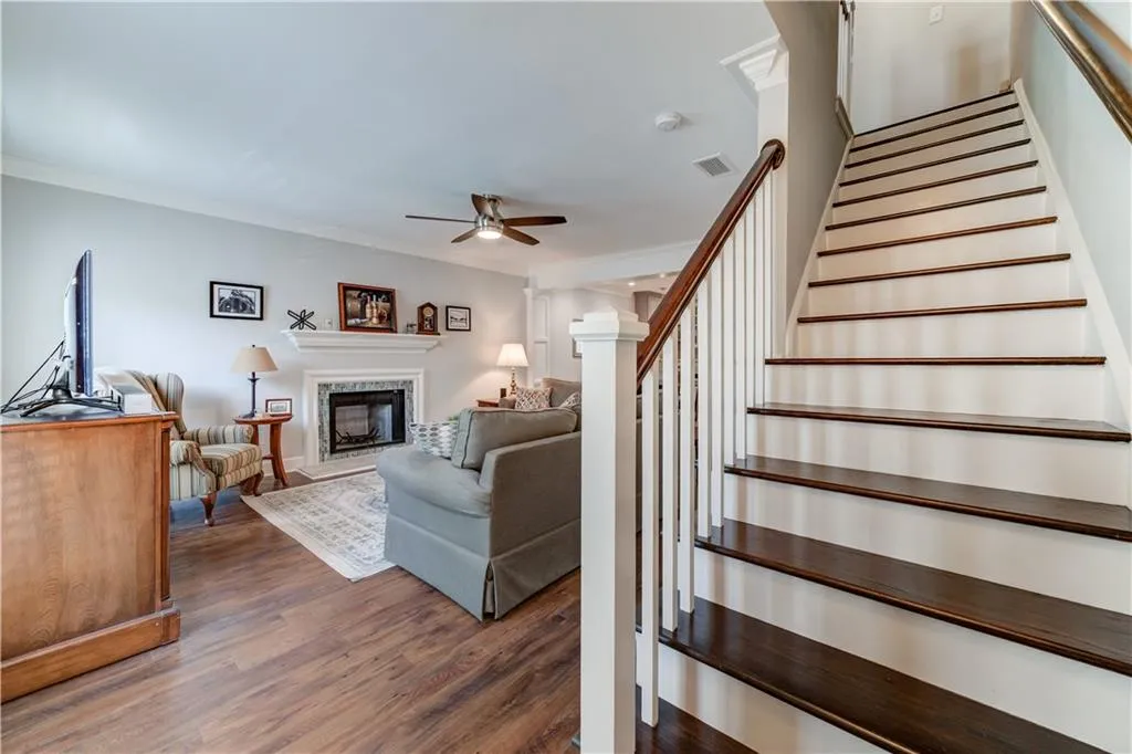 95 Mount Vernon Circle, Atlanta, Georgia 30338, 2 Bedrooms Bedrooms, ,2 BathroomsBathrooms,Residential,Sold,95 Mount Vernon Circle,6868201