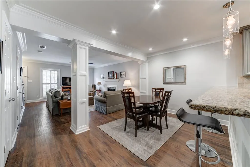 95 Mount Vernon Circle, Atlanta, Georgia 30338, 2 Bedrooms Bedrooms, ,2 BathroomsBathrooms,Residential,Sold,95 Mount Vernon Circle,6868201