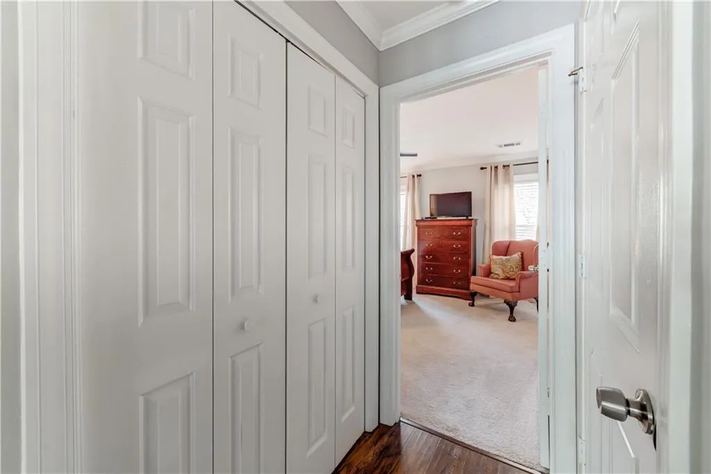 95 Mount Vernon Circle, Atlanta, Georgia 30338, 2 Bedrooms Bedrooms, ,2 BathroomsBathrooms,Residential,Sold,95 Mount Vernon Circle,6868201